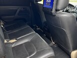 Toyota Land Cruiser-10