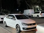 Volkswagen Polo-13