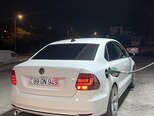Volkswagen Polo-11