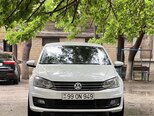 Volkswagen Polo-4