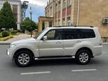 Mitsubishi Pajero-3