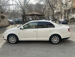 Volkswagen Jetta-4