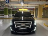 Cadillac Escalade-17