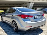 Hyundai Elantra-3