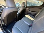 Hyundai Elantra-12