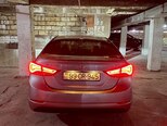 Hyundai Elantra-9