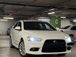 Mitsubishi Lancer-4