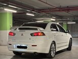 Mitsubishi Lancer-10