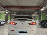 Mitsubishi Lancer-9