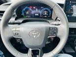 Toyota Camry-13