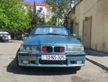 BMW 320-1
