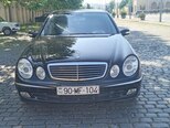Mercedes E 200-1