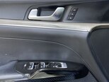 Kia K5-21