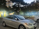 Hyundai Accent-7