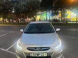 Hyundai Accent-14