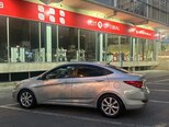 Hyundai Accent-9