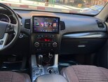 Kia Sorento-12