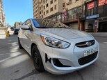 Hyundai Accent-4