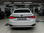 Lexus ES 300h-6