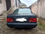 Mercedes E 240-5