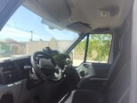 Ford Transit-7