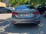 Hyundai Accent-2