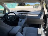 Toyota Prius-13