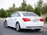 Chevrolet Cruze-13