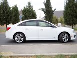 Chevrolet Cruze-15