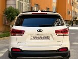 Kia Sorento-4