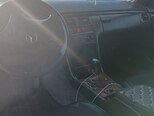 Mercedes E 200-2