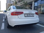 Audi A4-2