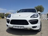 Porsche Cayenne GTS-1