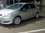 Toyota Auris-2