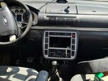 Ford Galaxy-6