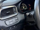 Kia Sorento-16