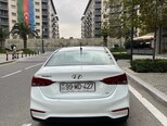 Hyundai Accent-4