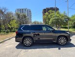 Lexus LX 450d-3