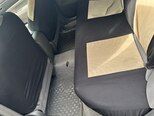 Toyota Prius-13