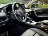 Toyota RAV4-8