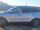 Hyundai Grand Santa Fe-5