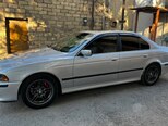 BMW 525-9