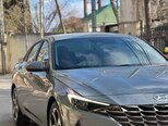 Hyundai Elantra-9