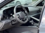 Hyundai Elantra-16