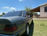 Mercedes 250 D-6