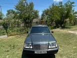 Mercedes 250 D-2