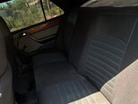 Mercedes 250 D-11