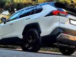 Toyota RAV4-15