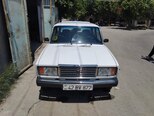 LADA (VAZ) 2107-1