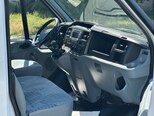 Ford Transit-11